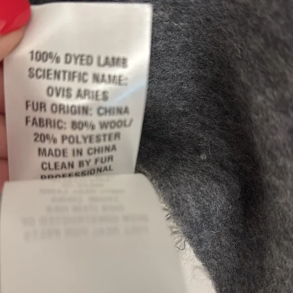 POLOGEORGIS NEW 100% Dyed Lamb Fur Cape/Shawl One Size - Picture 7 of 8